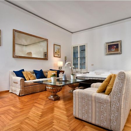 Appartamento Trevi Charme Roma Esterno foto