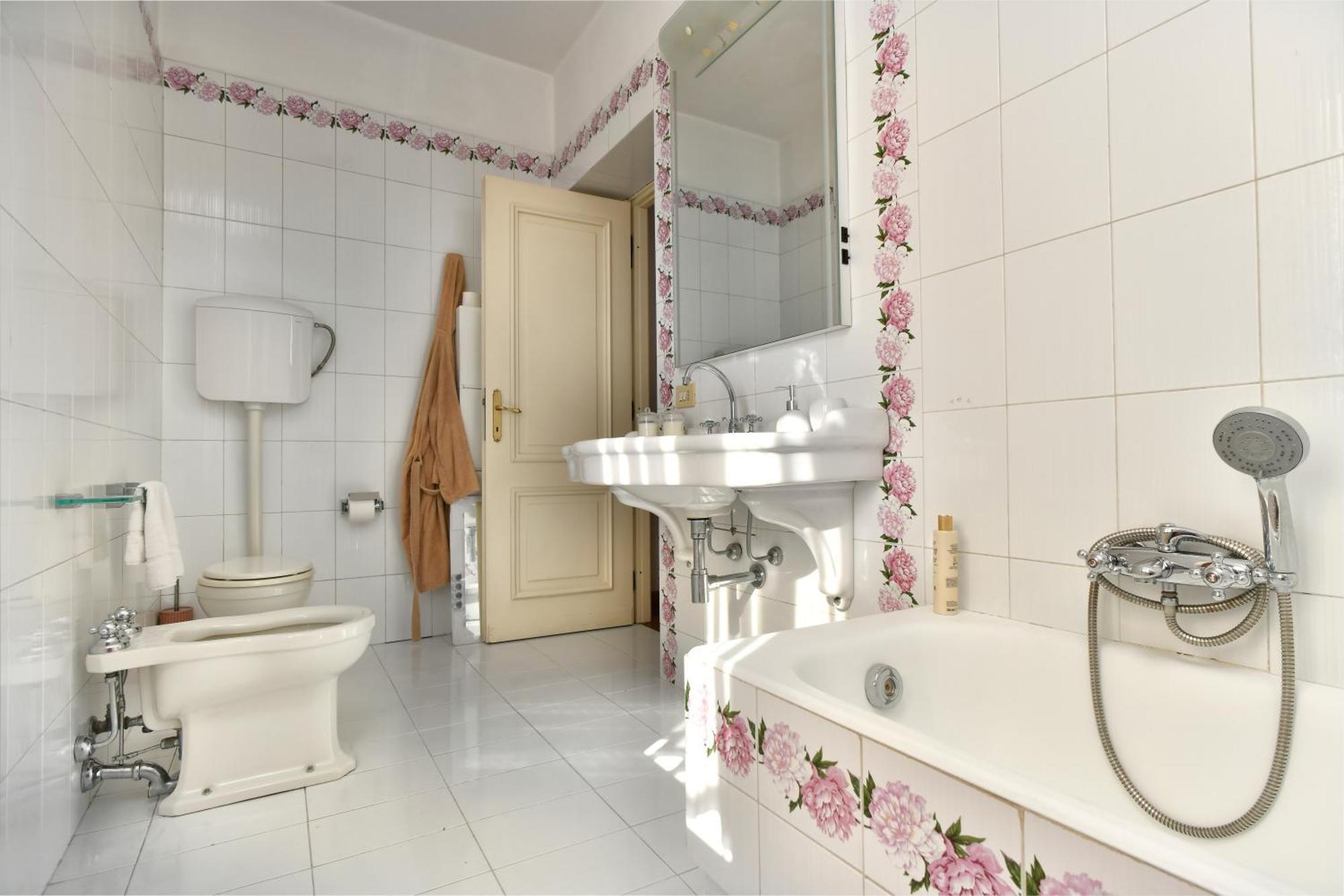 Appartamento Trevi Charme Roma Esterno foto